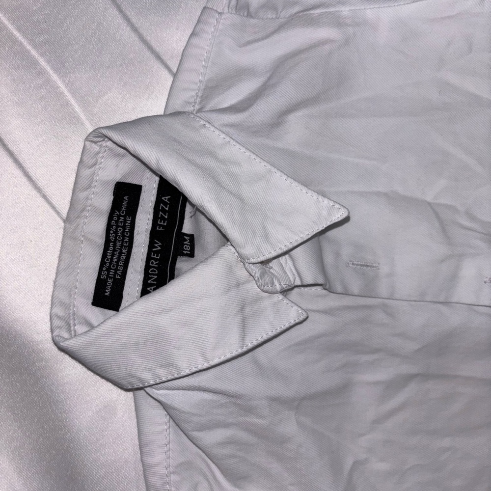 Bundle for baby boy: 2 white t-shirt, brown pants and overalls